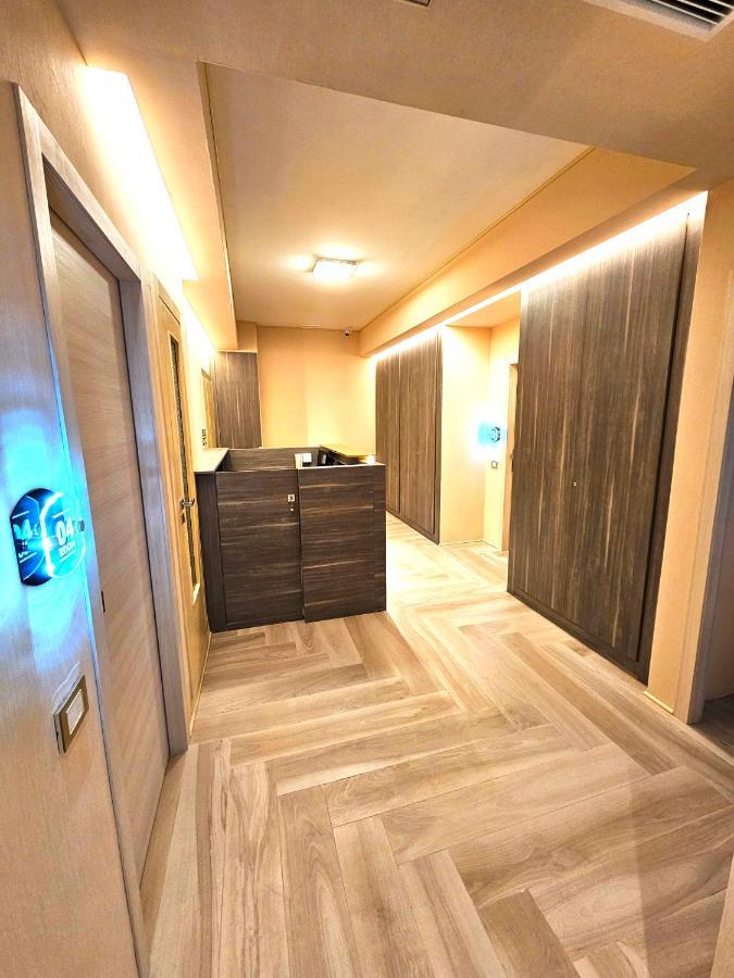 Astoria Supreme - Modern Boutique Suites Lecce Exteriör bild